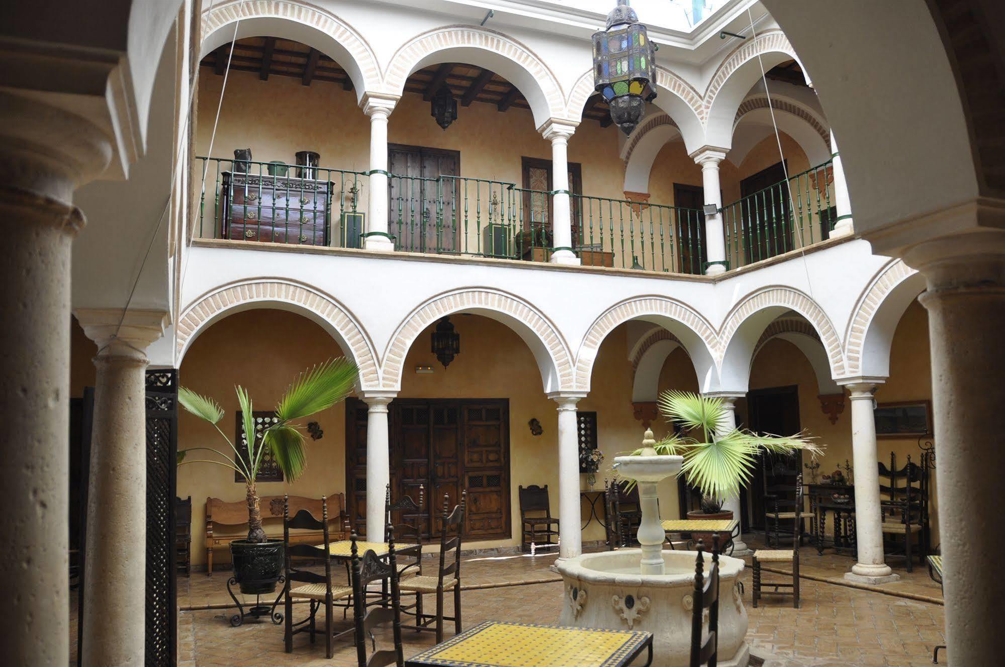 Granados Palacio Boutique Hotel Écija Exterior foto